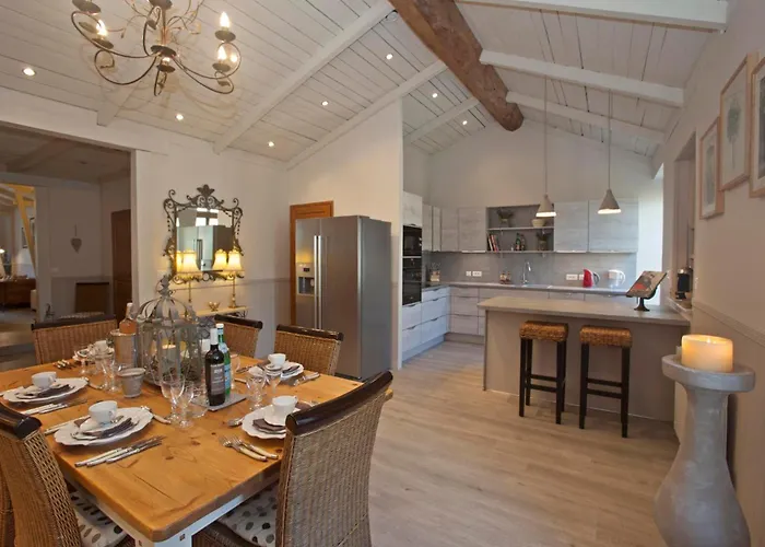 Villa Le Grenier By Vintage Travel *