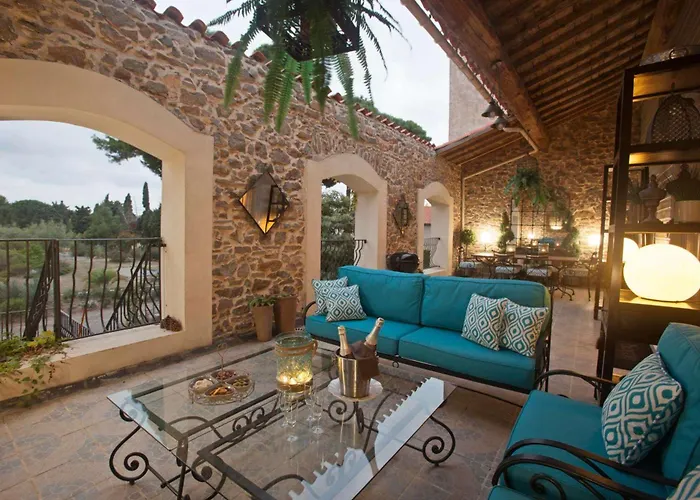 Le Grenier By Vintage Travel *